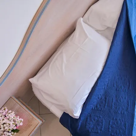 Bed & Breakfast Erade 3*