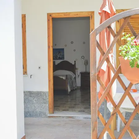 Bed & Breakfast Erade 3*