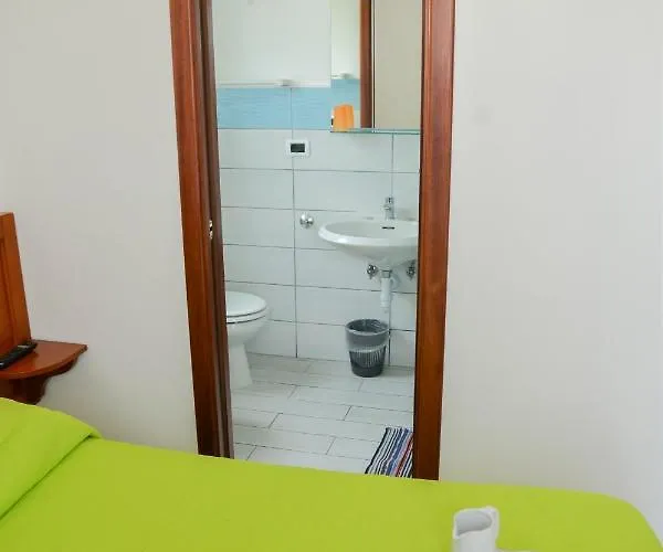 Erade Bed and breakfast