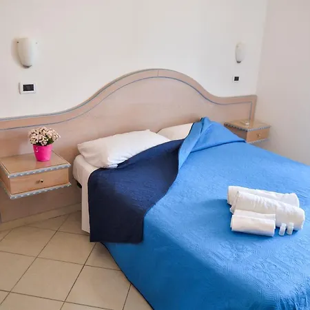 Erade Bed & Breakfast 2*