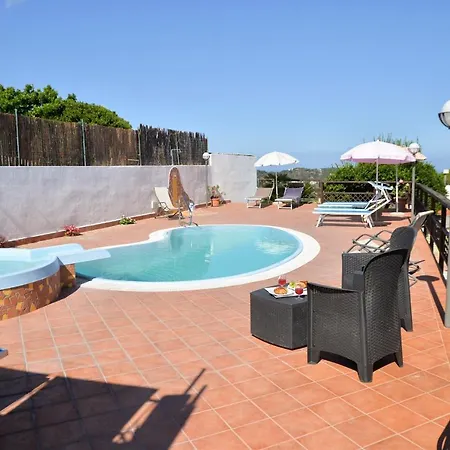 Erade 3* كازاميتْشيولا تيرمي