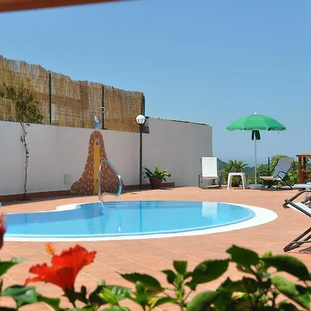 Bed & Breakfast Erade 2*