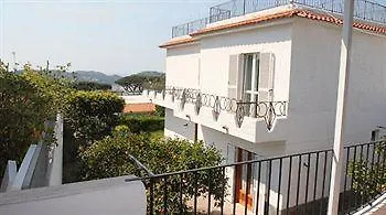 فندق مبيت وإفطار Erade كازاميتْشيولا تيرمي